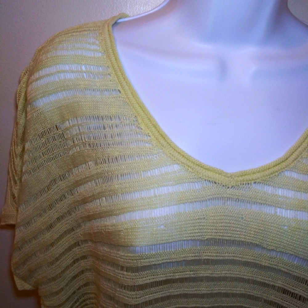 3/$18 J.Jill Lemon Yellow Oversized Linen & Rayon Loose Weave Summer Sweater - Picture 2 of 7